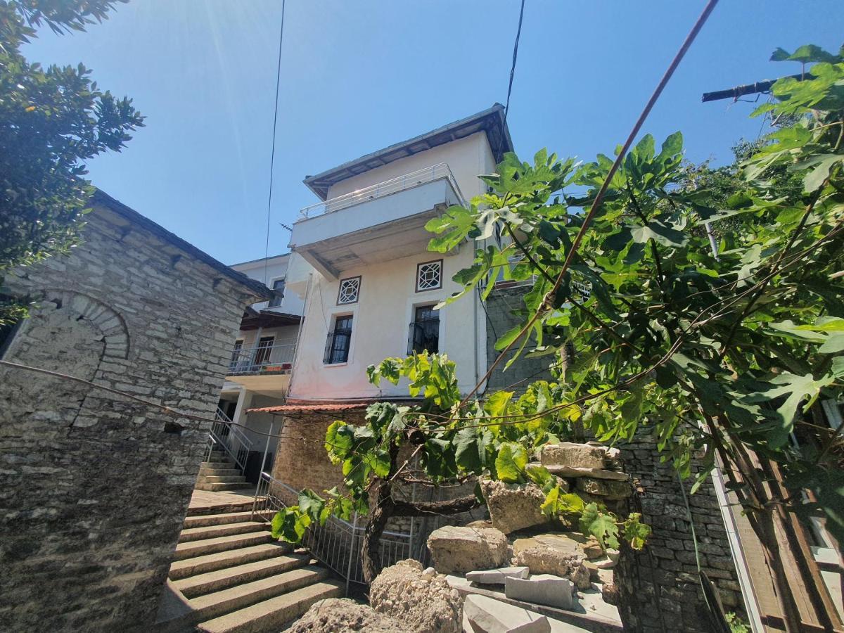 Riva Guest House Gjirokastër Exteriér fotografie